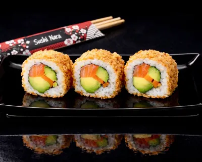 CRISPY  CALIFORNIA SAUMON AVOCAT 8pcs